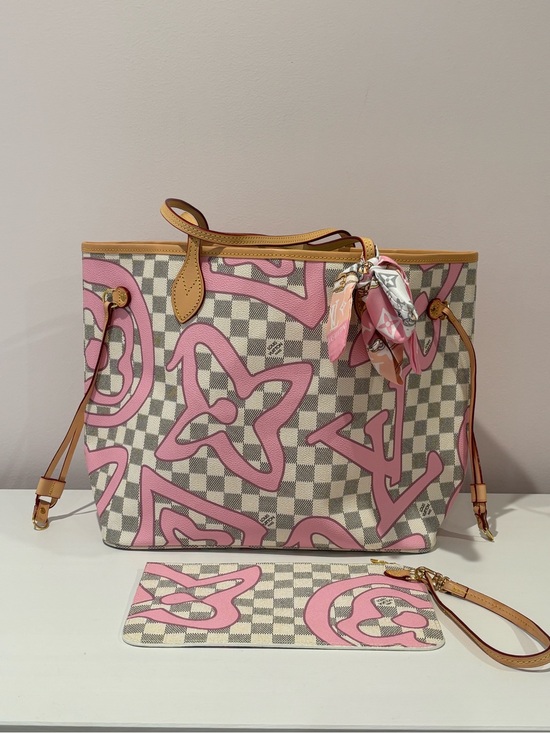 None Handbags - 🩷Designer Inspired Pink Checkered Tote Bag with Pouch & Scarf